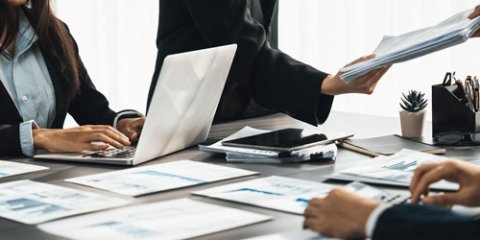 Regresvordering op dochtermaatschappij grotendeels onzakelijk