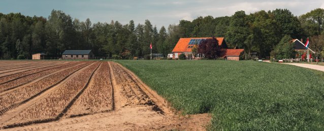 f04ff6b7-c1cb-42d4-a38a-c9dbfe4b3373